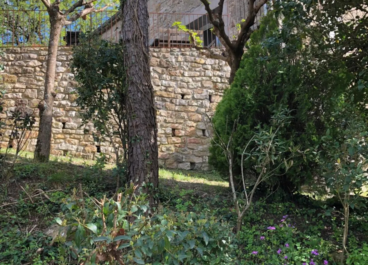 Manoir De Champvert Les Vans 0*,